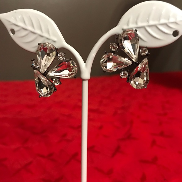 Beautiful Crystal earrings. - Picture 5 of 6